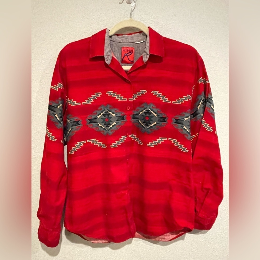 Vintage cowboy Roper button up Aztec print Rodeo shirt. Measures size M